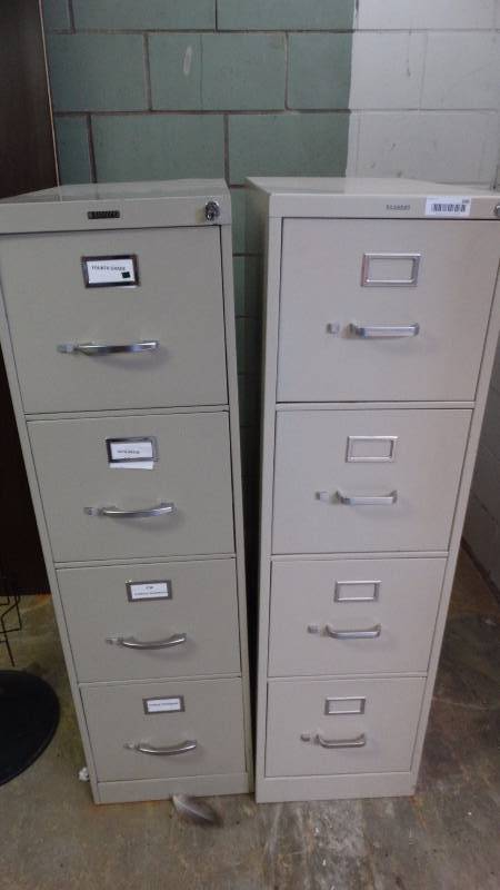 lot 340 image: 2 4-Drawer file cabinet.