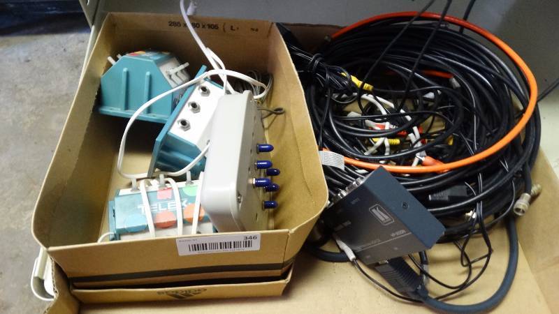 lot 346 image: Audiovideo, internet cables, switcher.