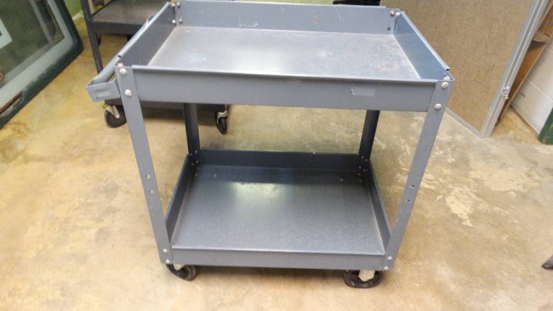 lot 365 image: Cart in wheels.