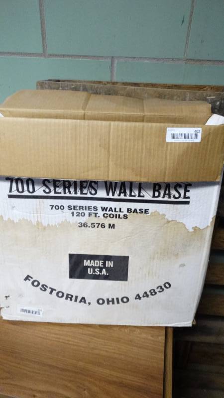 lot 402 image: 700 Series wall base,