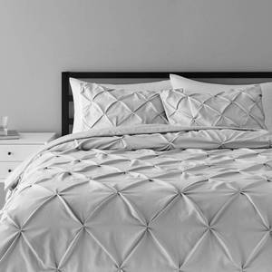 lot 50786 image: Amazon Basics All-Season Down-Alternative Comforter 3-Piece Bedding Set, Pinch Pleat, King, Pinch-Pleat Detailing and Piped Edges, Light Grey