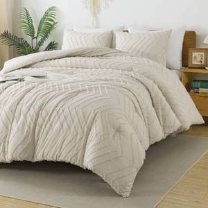 lot 50823 image: Litanika Full Size Comforter Sets Beige, Boho Lightweight Fluffy Bedding Comforter Sets for Bed, 3 Pieces Farmhouse Tufted Bed Set All Seasons (79x90Inches, 1 Comforter and 2 Pillow Shams)
