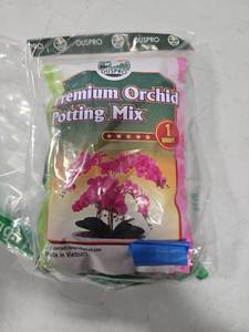 lot 50954 image: DUSPRO 1QT Orchid Potting Mix with Moss Pine Bark Mulch Perlite Stone & Coco Peat Natural Ingredients, Orchid Repotting Kit Drainage Indoor Potting Medium Great for Plant Root Climbing & Expanding