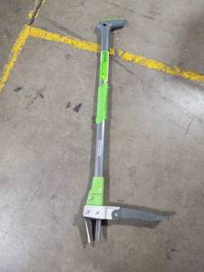 lot 52911 image: Grootpaw Garden Weeder