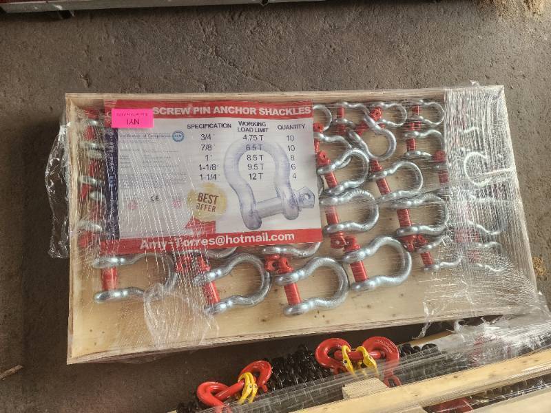 lot 1130 image: Unused 2023 Greatbear QTY of (38) 4.75T-12T Rigging Hardware.  (38) Pieces Total.