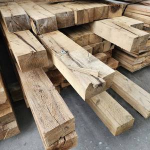 lot 6002 image: (1) 4 x 6 Oak Post Bunk