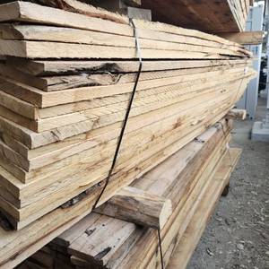 lot 6010 image: (1) 1 x 6 Oak Bunk Random Length