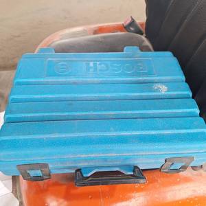 lot 7016 image: Bosch Drill, Batteries, Charger, And Carry Case