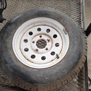 lot 7020 image: Used Tire And Wheel