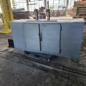 lot 6503 image: Rapids Beer Keg cooler