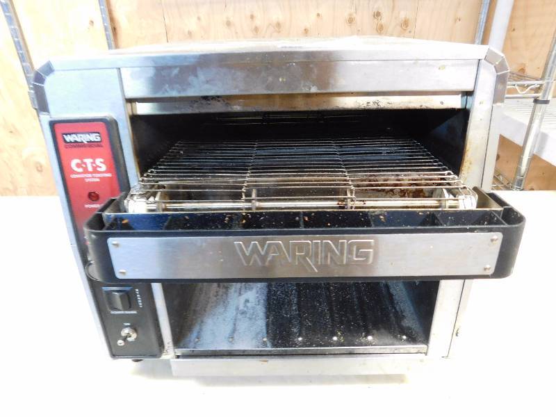 lot 11 image: Wearing CTS Commercial Toaster