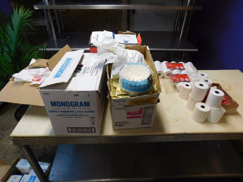 lot 27 image: Lot of Miscellaneous