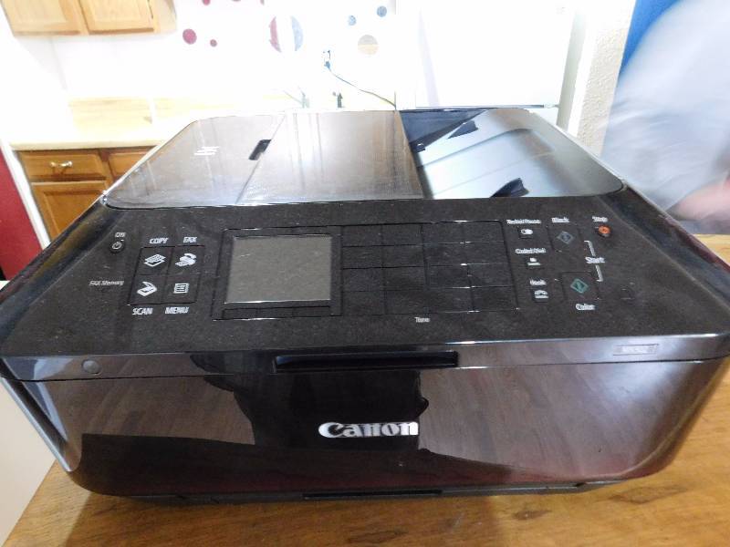 lot 36 image: Like New Canon MX922