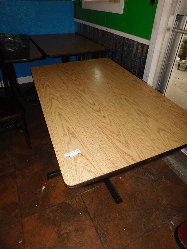 lot 15C image: Dinning Height Table with Base