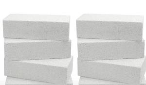 lot 8533 image: Insulating Fire Bricks for Blacksmith, Forges, Heating Oven Kilns and Fireplaces 9x4.5x2.5 inch (6 White)