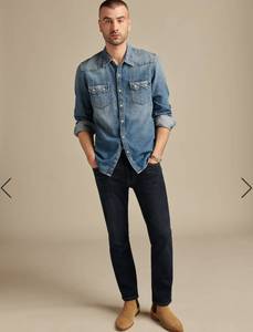 lot 8596 image: 30x32 Lucky Brand 223 Straight Coolmax Stretch Jean, Retails-$80