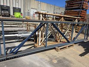lot 31869 image: Assorted Lot 15ft 8ft 5ft Pallet Racking