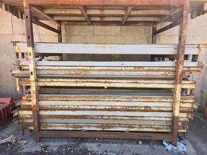 lot 31870 image: 8ft Pallet Racking Beams Approx 100