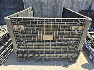 lot 31897 image: Industrial Collapsible Bin