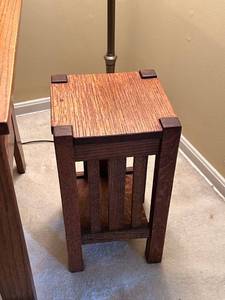 lot 704 image: Mission Oak Mini-Stand