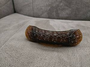 lot 4387 image: VINTAGE FENTON DASIY AND BUTTON DARK AMBER GLASS CANOE TOOTHPICK HOLDER