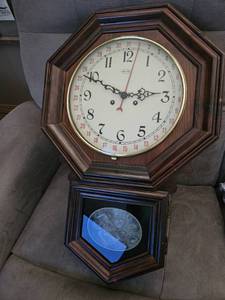 lot 4399 image: Ethan Allen Clock