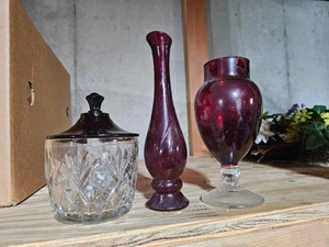 lot 4279 image: Vintage Glassware Lot