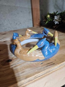 lot 4284 image: RARE Vintage Japanese Handpainted Six Stork Figurine Bowl