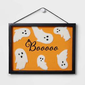 lot 66771 image: Fabric Ghost Shadowbox Halloween Wall Sign&nbsp