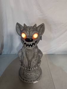 lot 66772 image: Animated gargoyle grey Halloween decoration makes noise