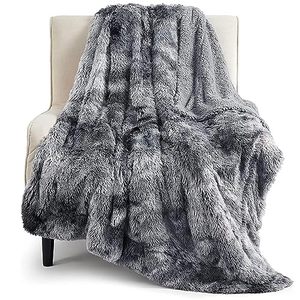 lot 4183 image: Bedsure Ultra Soft Fluffy Twin Blanket for Bed Fuzzy Faux Fur Blanket with Cozy Sherpa Fleece, Decorative Gift Blanket, Plush Warm Thick Shaggy Twin Size Blankets for Couch, Sofa, 60x80, 640 GSM