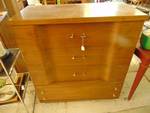 Vintage wooden dresser 38