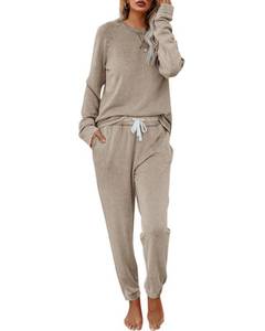 lot 1826 image: Eurivicy Womens Loungewear Set Solid 2 Piece Long Sleeve Pullover and Drawstring Sweatpants Sport Outfits Sets
