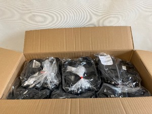 lot 59 image: BOX of 10 VIPER BLACK KICKING SAFETY GEAR (CHILD L)