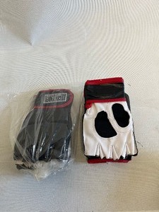 lot 87 image: 2 PAIRS of CONTENDER MMA GRAPPLING COMBAT GLOVES L