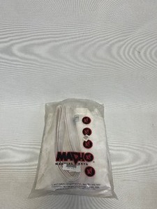 lot 90 image: KARATE & MARTIAL ARTS COMBAT UNIFORM SET - MACHO MA WHITE 6200