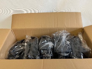 lot 53 image: BOX of 10 VIPER BLACK PUNCHING SAFETY GEAR (CHILD M)