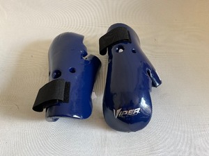lot 9 image: 3 SETS of VIPER BLUE PUNCH PROTECTION XL