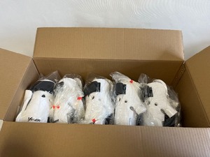 lot 33 image: BOX of 10 VIPER WHITE PUNCHING SAFETY GEAR (CHILD M)