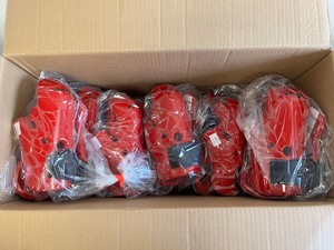 lot 18 image: BOX of 10 VIPER RED PUNCHING SAFETY GEAR (CHILD S)
