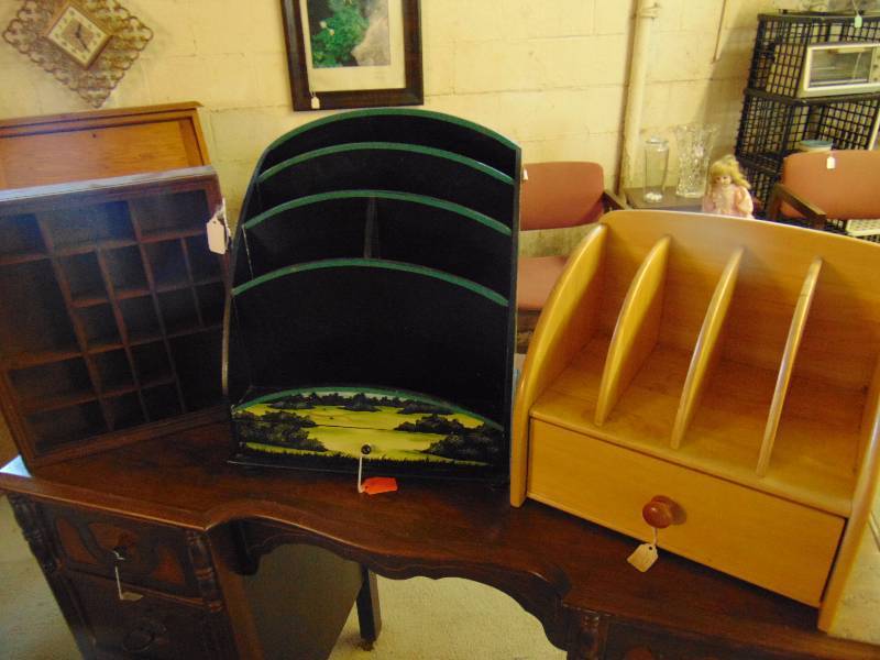 lot 8009 image: (3) ct. lot Wooden organizer shelves (1) Miniatures display shelf, (1) painted Wooden Golf Theme organizer, (1) wooden organizer