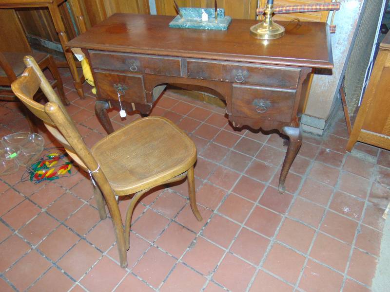 lot 8037 image: Antique Wooden Desk with chair, lamp and pen holder included