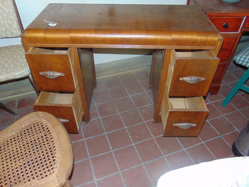lot 8071 image: Wooden Desk on caster wheels with chair, 41 x 19 x 29-12