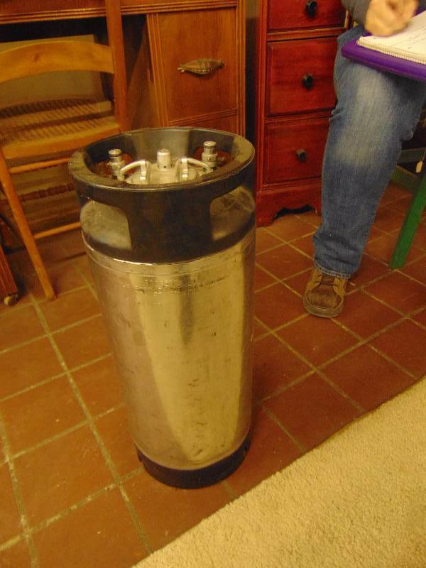 lot 8073 image: Coke Canister-- can be re-purposed for home brewing