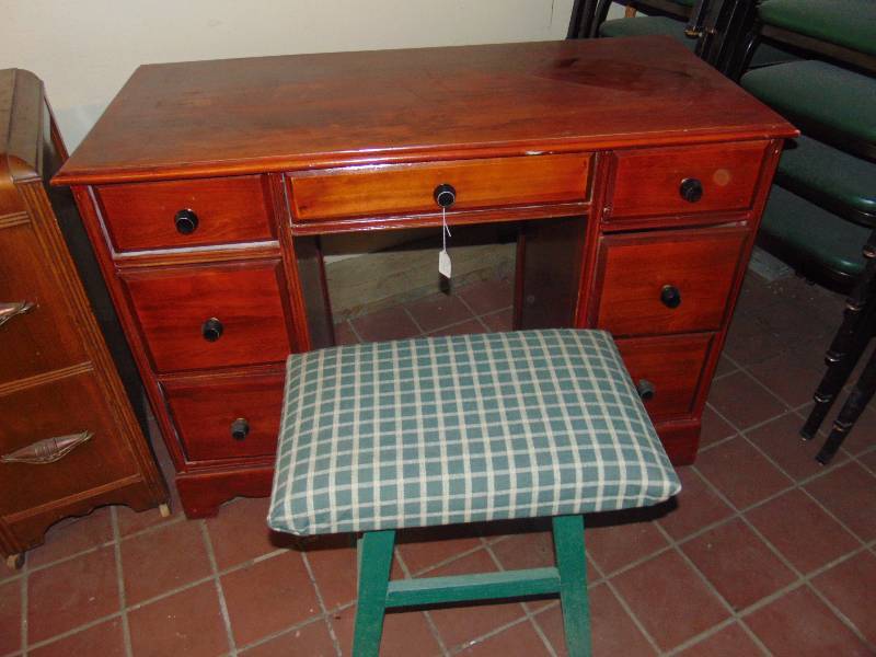 lot 8074 image: Wooden Desk with stool 42 x 18 x 29