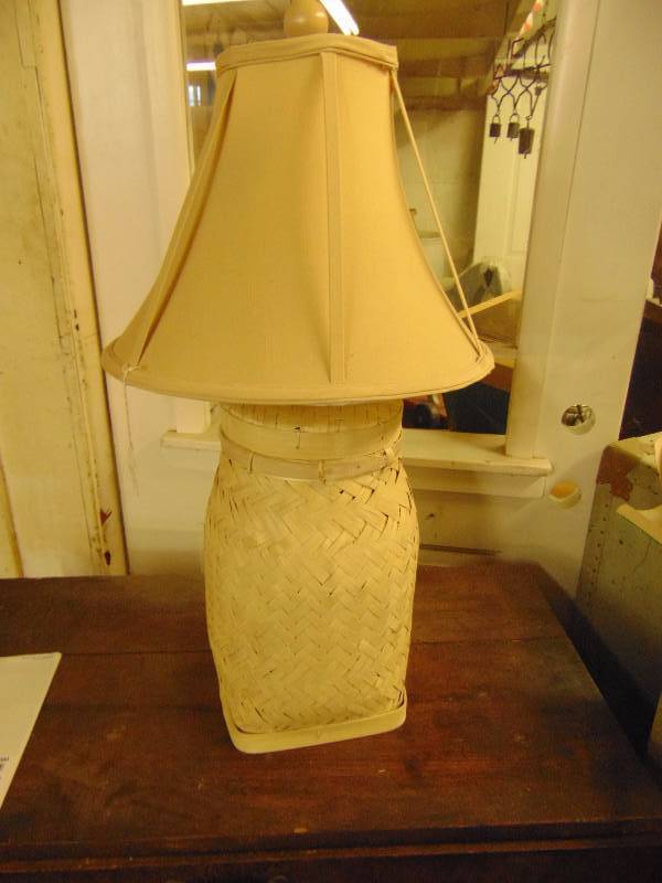 lot 8078 image: Basket woven lamp 27 long