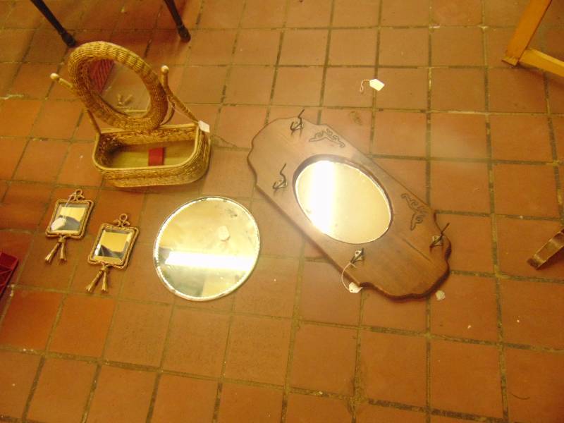 lot 8091 image: (5) ct. lot mirrors assorted sizes and styles