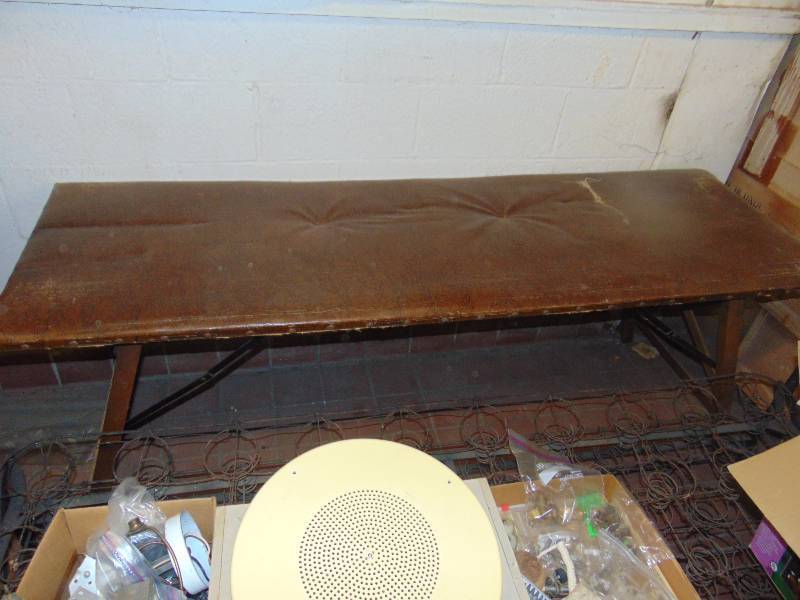 lot 8108 image: Vintage Massage table, 71 x 23 x 28 T