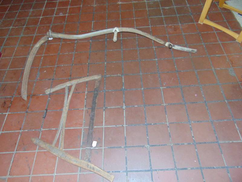 lot 8118 image: Antique Wooden Saw and Sickle