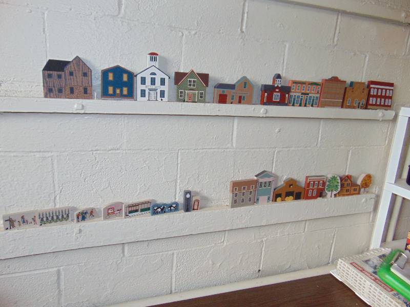 lot 8150 image: (26) piece set wooden block houses and buildings, 1988 The Cats Meow